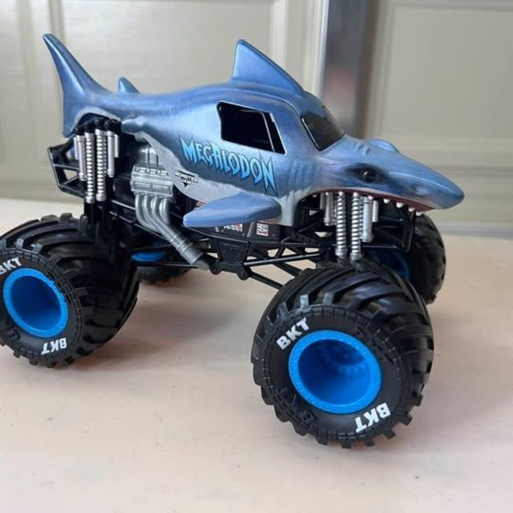 Monster Jam Megalodon Monster Truck